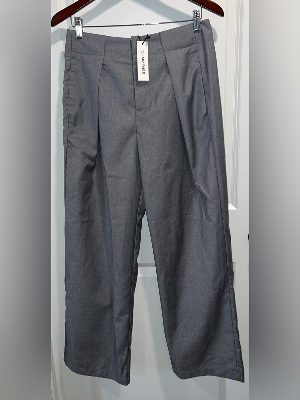 Commense Women’s Wide-Leg Pleated Trousers in Gray Size M